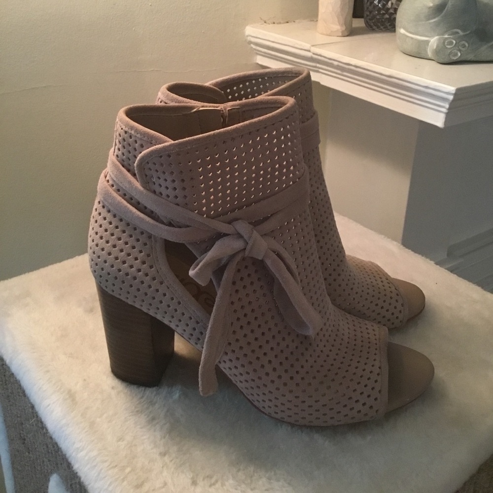 Designer Open Toed Booties - Picture 2 of 4
